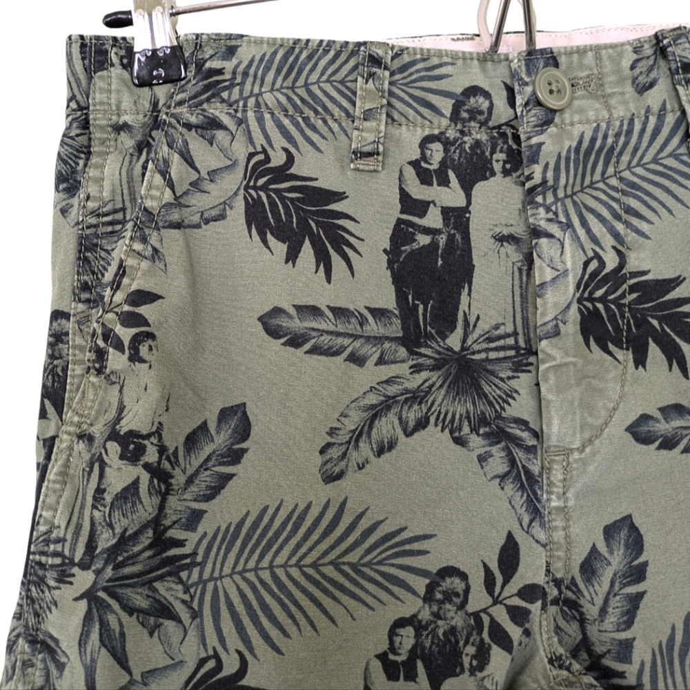 Gap x Star Wars Bermuda shorts in desert cactus - Picture 3 of 3